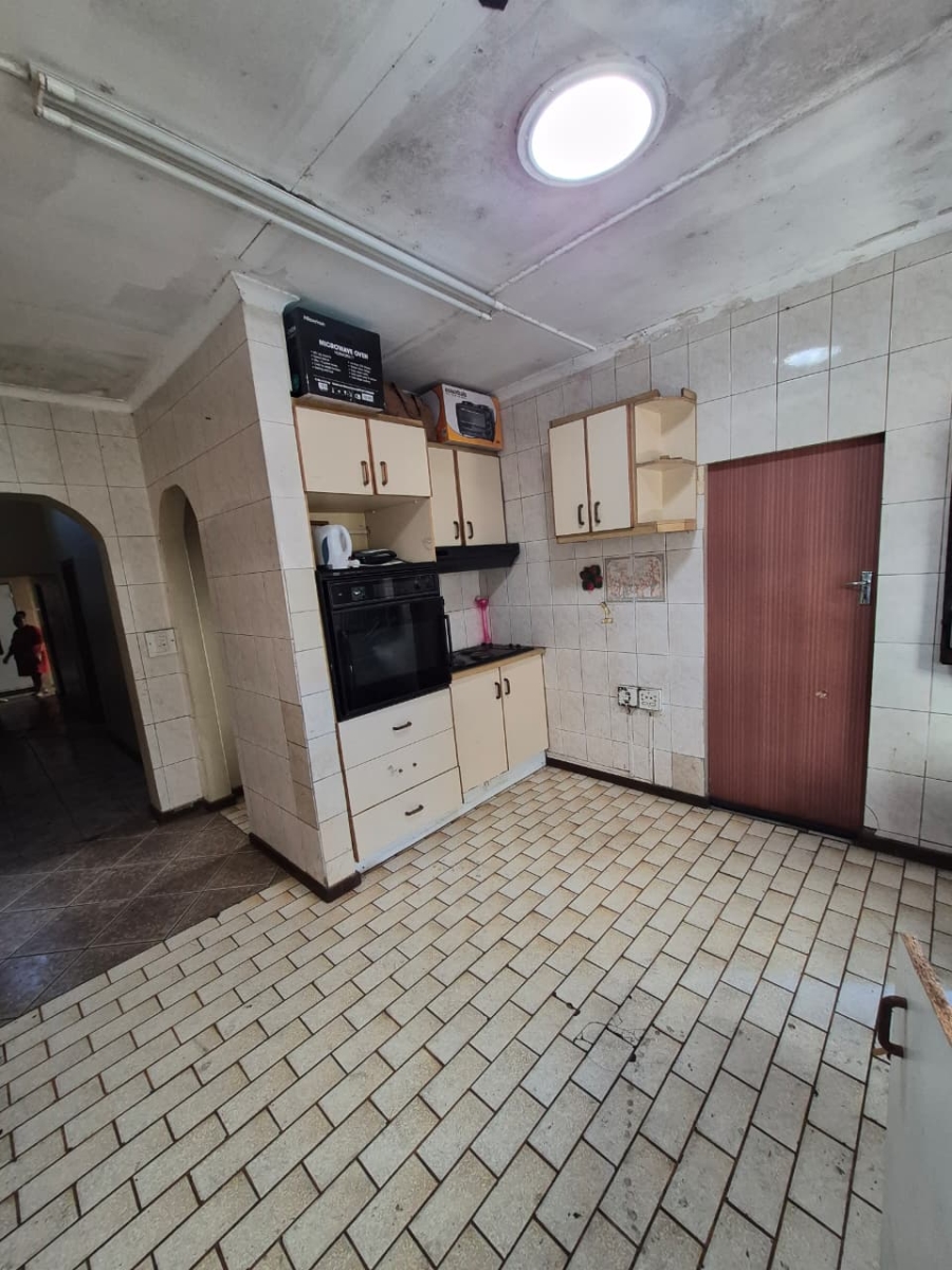 Commercial Property for Sale in Southernwood Eastern Cape